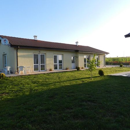 Villa Campo Ezerets Dış mekan fotoğraf