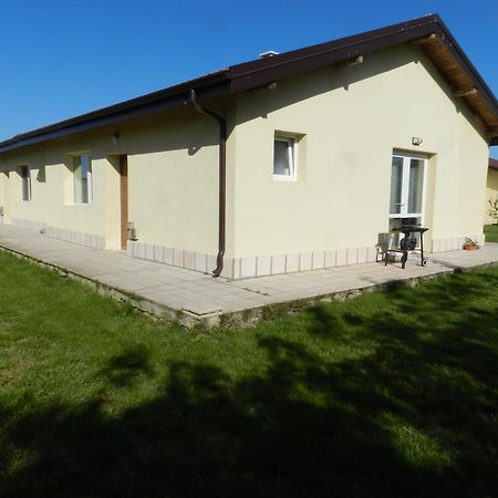 Villa Campo Ezerets Dış mekan fotoğraf