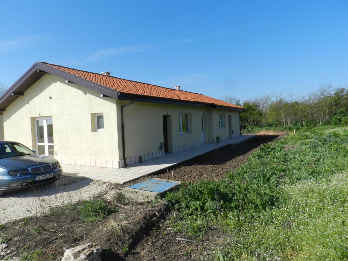 Villa Campo Ezerets Dış mekan fotoğraf